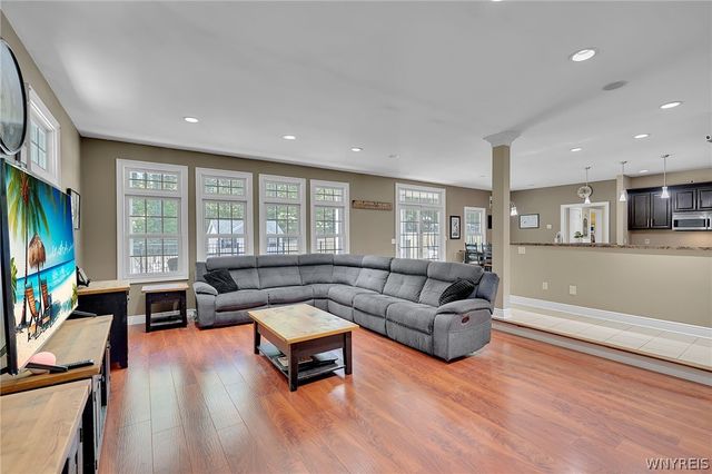 6089 Hillcroft Drive, Boston, NY 14025