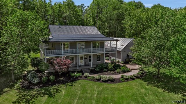 6089 Hillcroft Drive, Boston, NY 14025