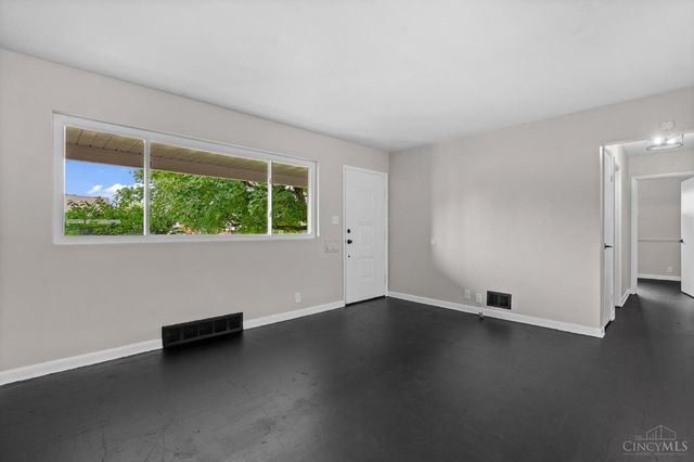 955 Quincy Drive, Hamilton, OH 45013
