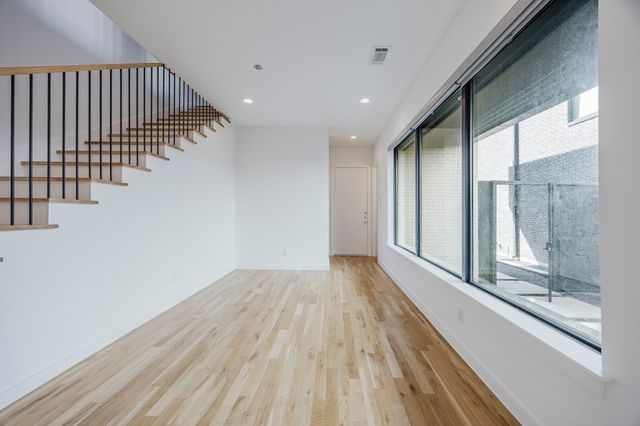 5433 Melrose Avenue, Dallas, TX 75206