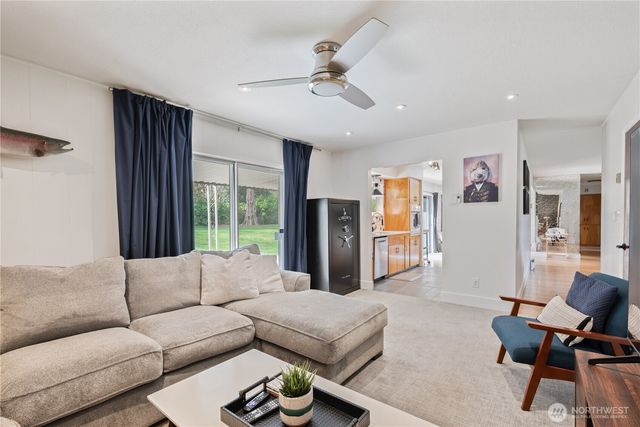 13 Laulainen Road, Longview, WA 98632