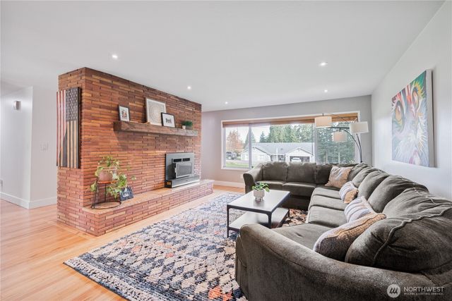 13 Laulainen Road, Longview, WA 98632