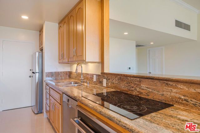 10501 Wilshire Boulevard 1701, Los Angeles, CA 90024