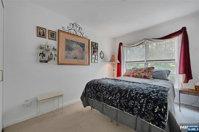 189 Forest Avenue 411, Paramus, NJ 07652