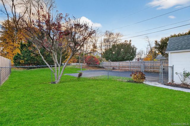 14 Ruppert Road, Poughkeepsie, NY 12603