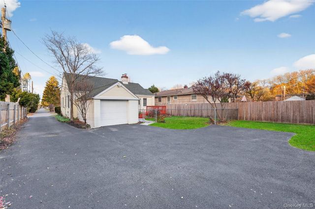 14 Ruppert Road, Poughkeepsie, NY 12603