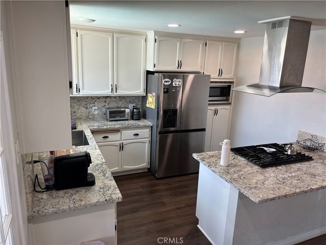 389 E Rancho Road, Corona, CA 92879