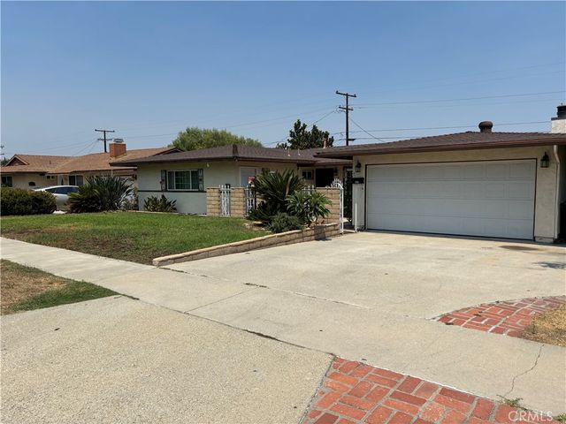 389 E Rancho Road, Corona, CA 92879
