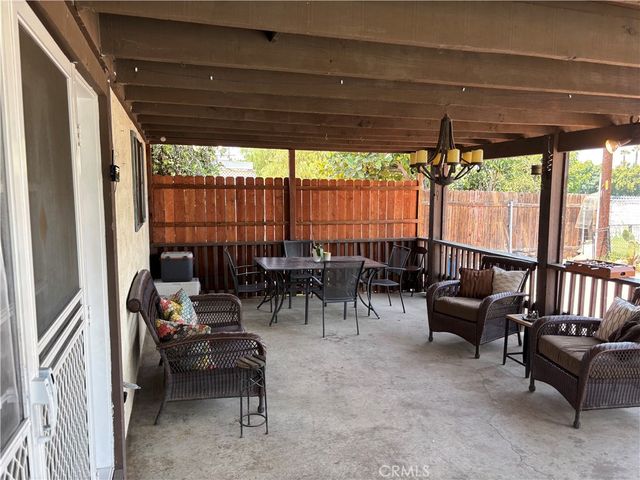 389 E Rancho Road, Corona, CA 92879