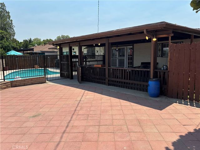 389 E Rancho Road, Corona, CA 92879