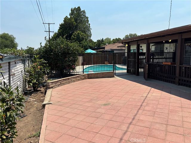 389 E Rancho Road, Corona, CA 92879