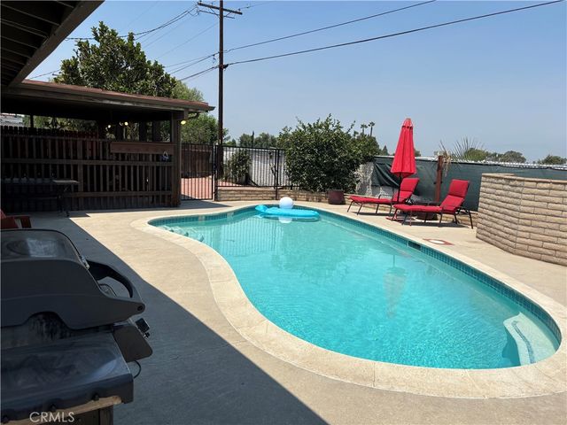 389 E Rancho Road, Corona, CA 92879