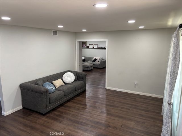 389 E Rancho Road, Corona, CA 92879