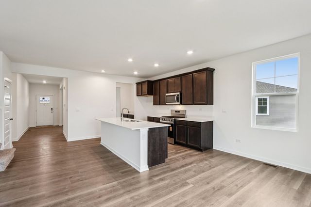 1868 Keating Drive, Aurora, IL 60503