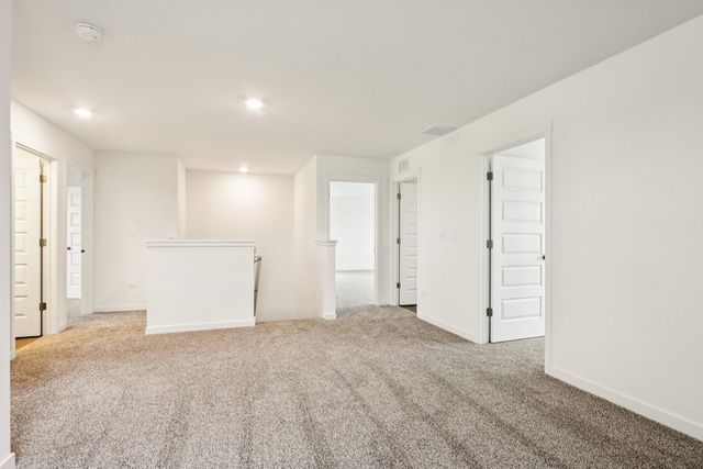 1868 Keating Drive, Aurora, IL 60503