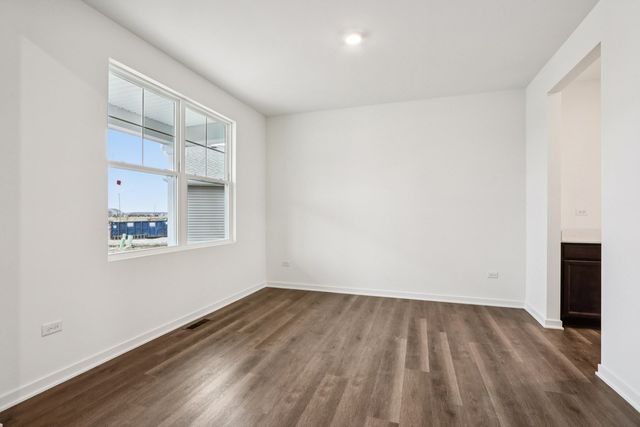 1868 Keating Drive, Aurora, IL 60503