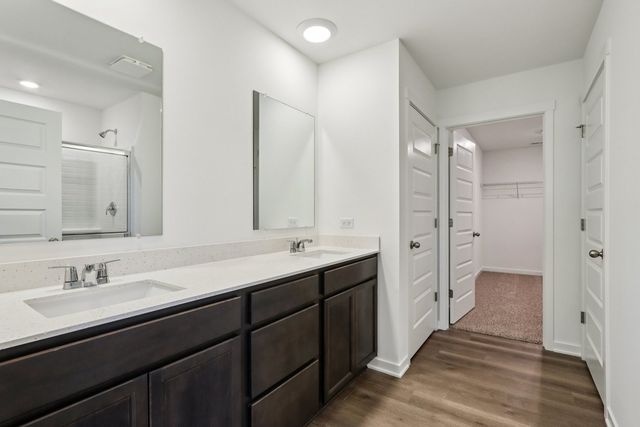 1868 Keating Drive, Aurora, IL 60503