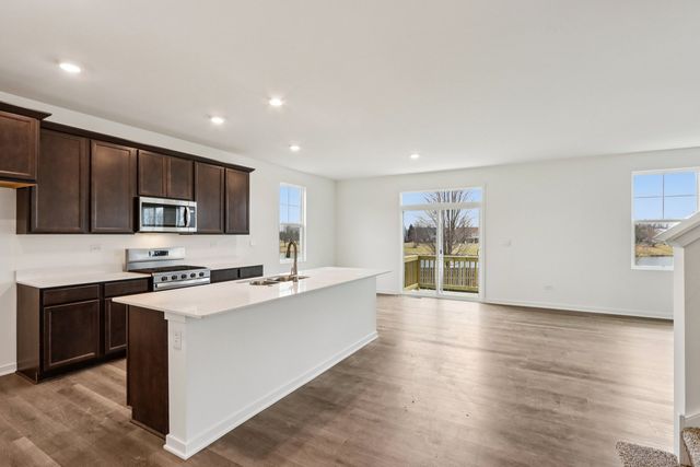 1868 Keating Drive, Aurora, IL 60503