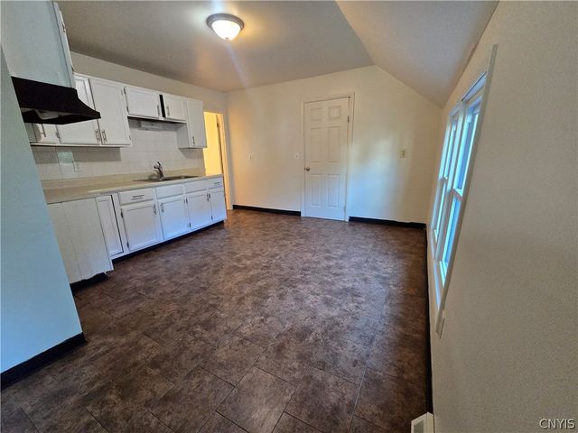 112 Helen Street, Syracuse, NY 13203