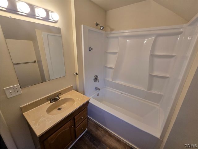 112 Helen Street, Syracuse, NY 13203