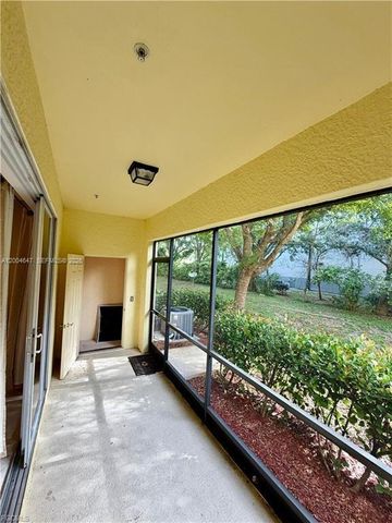 4381 Lazio WAY 502, Fort Myers, FL 33901