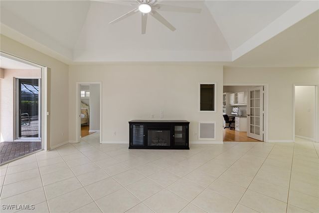 10889 Longshore WAY E, Naples, FL 34119