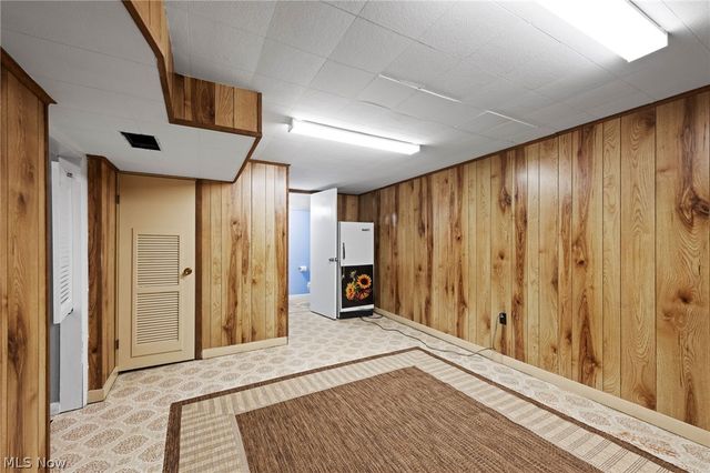 23947 Lebern Drive, North Olmsted, OH 44070