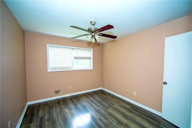 5856 Oakleaf Drive, Stone Mountain, GA 30087