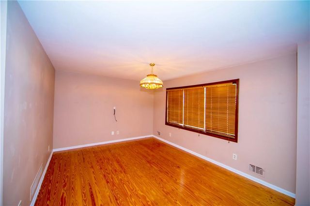 5856 Oakleaf Drive, Stone Mountain, GA 30087