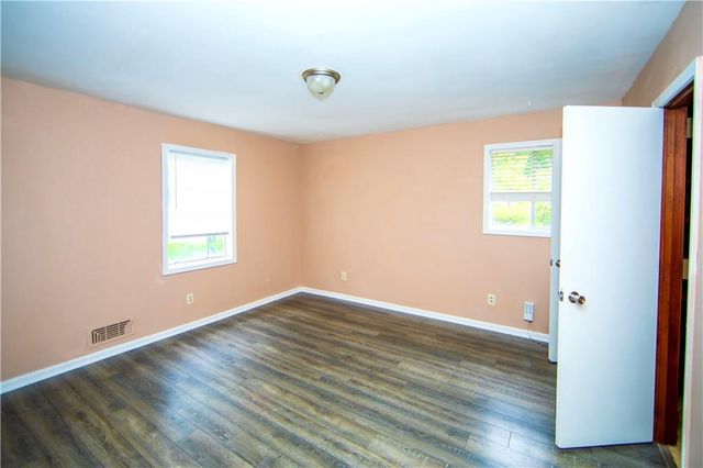 5856 Oakleaf Drive, Stone Mountain, GA 30087