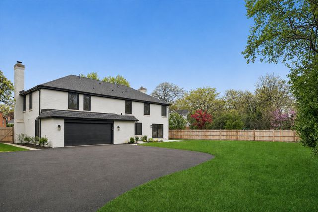 3031 Indianwood Road, Wilmette, IL 60091
