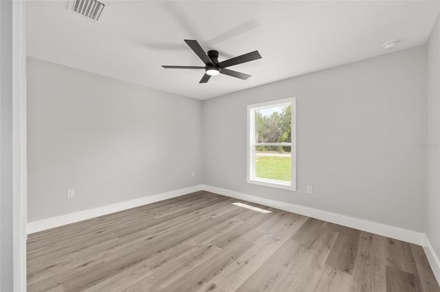 5 MALAUKA LOOP TRACK, Ocklawaha, FL 32179