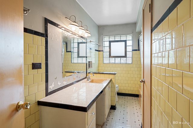 17510 Western Avenue, Homewood, IL 60430