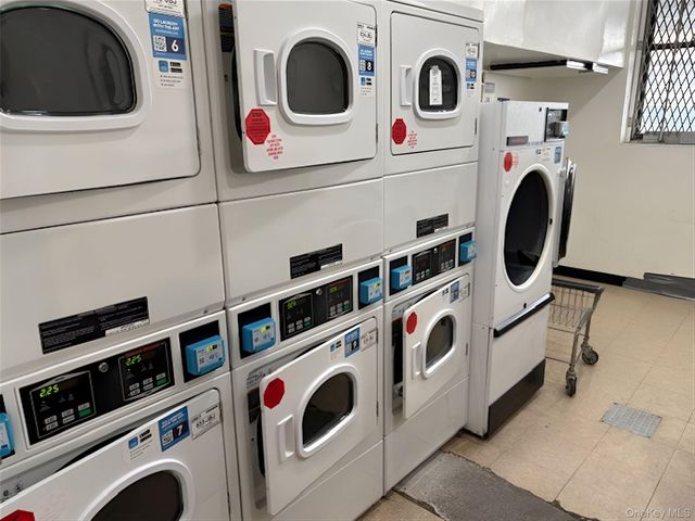 152-72 Melbourne Avenue 1D, Flushing, NY 11367