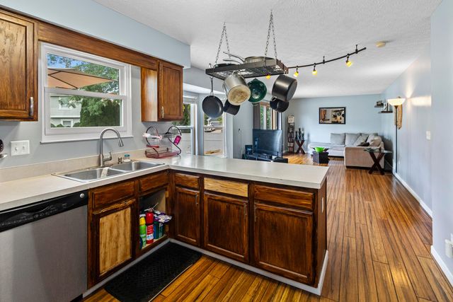 5488 Whispering Oak Boulevard, Hilliard, OH 43026