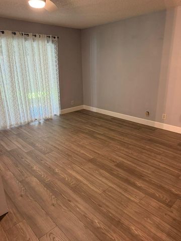 13283 Pineapple Palm Court B, Delray Beach, FL 33484