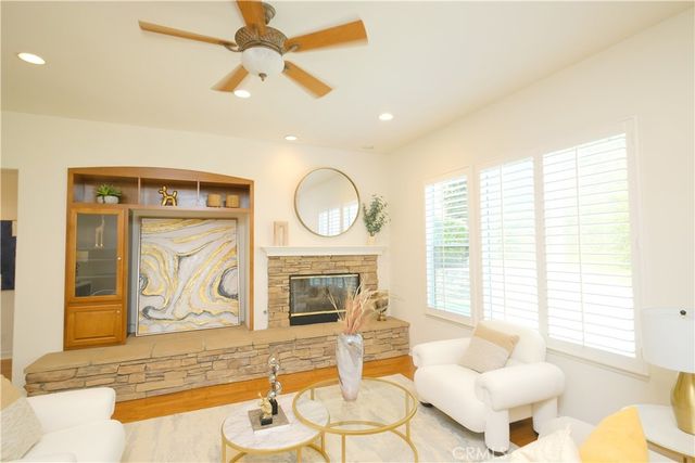 2599 Nixon Way, Fullerton, CA 92835