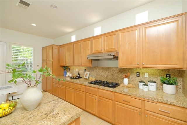 2599 Nixon Way, Fullerton, CA 92835