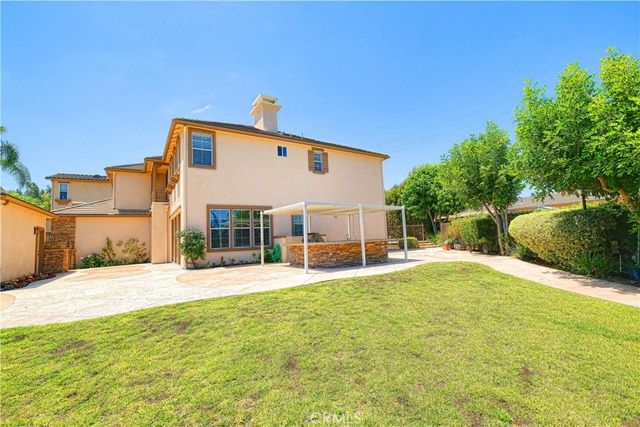 2599 Nixon Way, Fullerton, CA 92835