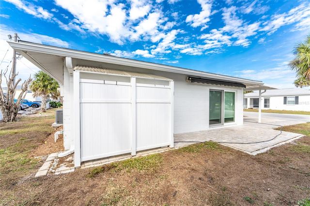 1977 BEACH ROAD 3, Englewood, FL 34223