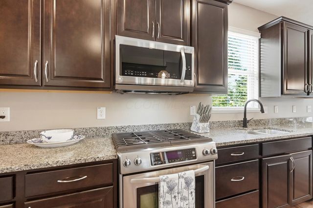 272 Coal Bend Bend, Delaware, OH 43015