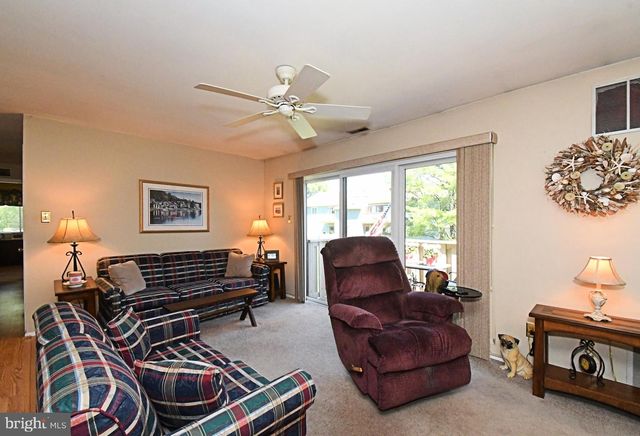 216 STOCKTON CT, North Wales, PA 19454