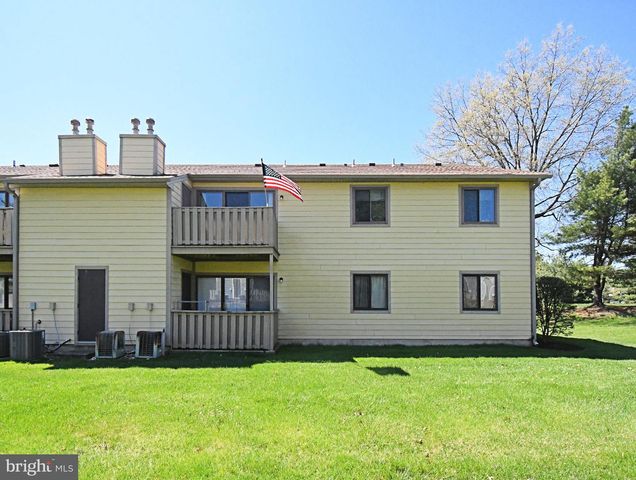 216 STOCKTON CT, North Wales, PA 19454