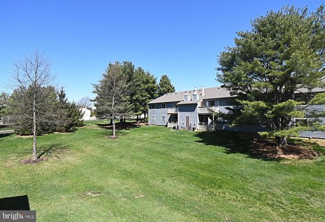 216 STOCKTON CT, North Wales, PA 19454