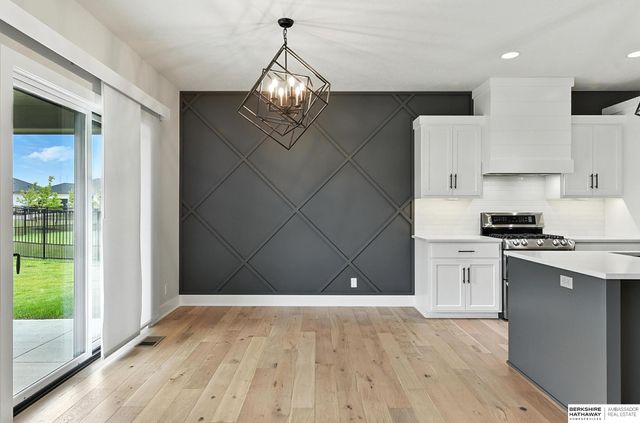 5508 N 208th Street, Elkhorn, NE 68022