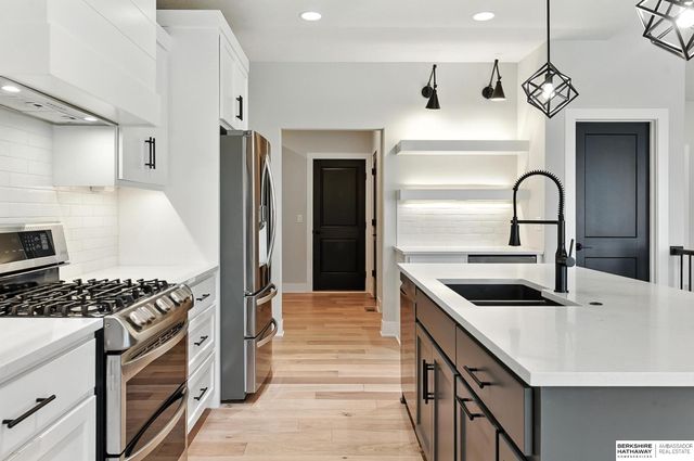 5508 N 208th Street, Elkhorn, NE 68022