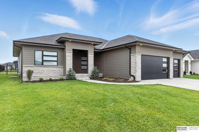 5508 N 208th Street, Elkhorn, NE 68022