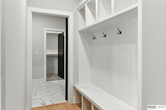 5508 N 208th Street, Elkhorn, NE 68022