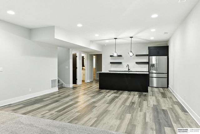 5508 N 208th Street, Elkhorn, NE 68022