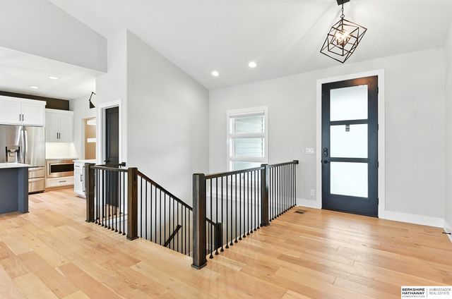 5508 N 208th Street, Elkhorn, NE 68022